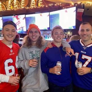 Meet your Posher, Adam